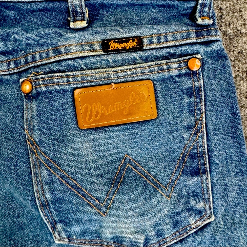 Wrangler Jeans Men's 30x33 Denim Dark Wash Blue Cowboy Cut Slim Fit